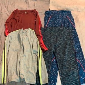 Gapfit sports bundle 2 tops and 2 leggings